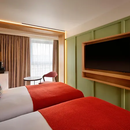 Hotel The Reach At Piccadilly, Manchester, A Tribute Portfolio
