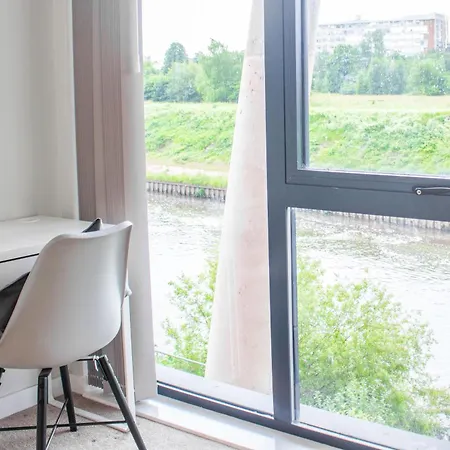 Riverside - Peaceful Escape Manchester