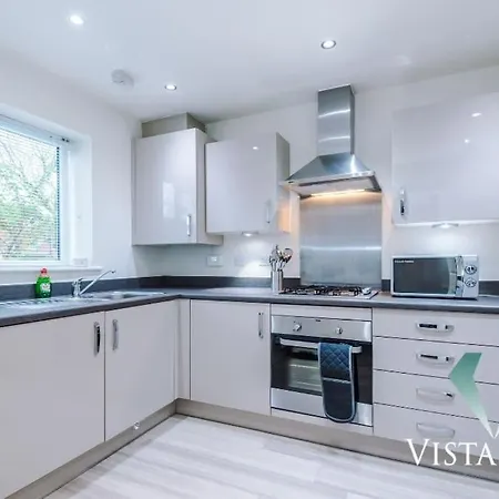 別荘 3bdr House By Vista Short Lets & Serviced With Pool Table And Driveway Parking *