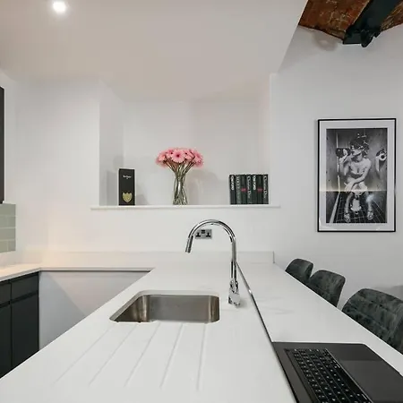 Cavern By The Heim Residences * Manchester