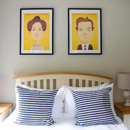 Lock Keepers - Detached House In The Dom wakacyjny Manchester