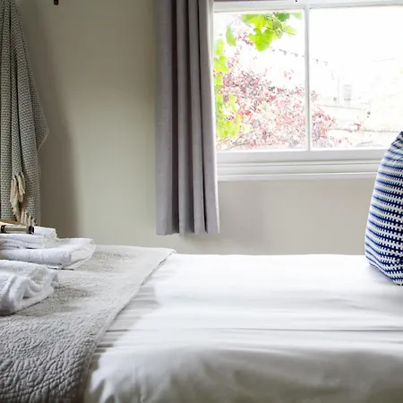 Lock Keepers - Detached House In The Dom wakacyjny