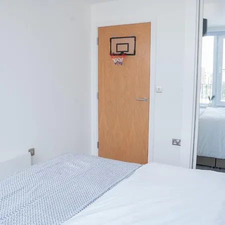 Salford Heaven - Modern 2 Bedroom *