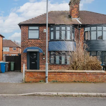 Apartamento Elegant 3-bedroom Retreat Free Parking Keenzchillz