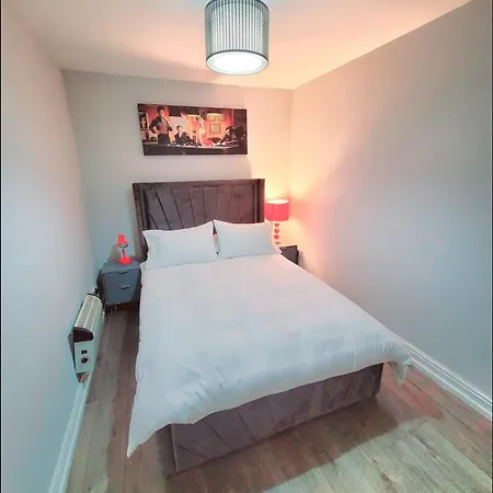 Charming Near Centre By Etihad Coop Arena דירה מנצ'סטר