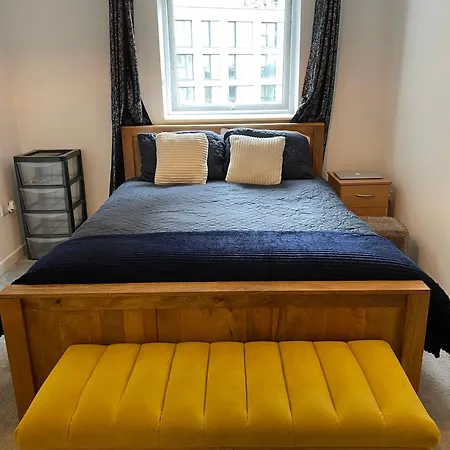 Modern 2-bed, City Manchester