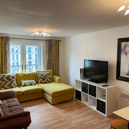 Modern 2-bed, City Manchester