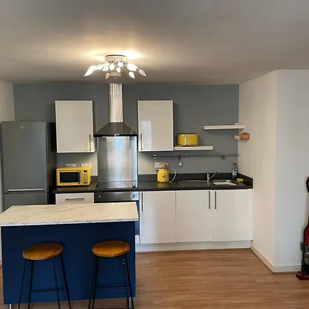 Modern 2-bed, City Lägenhet