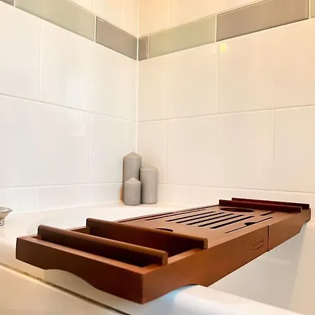 Holiday home Simple House W- Free Parking By Airport - Free Drop-off *