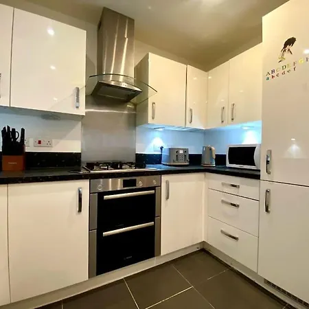 Uniquejoe - 3 Bedroom