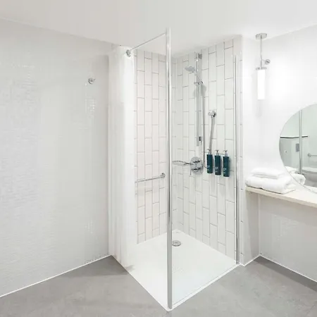 Doubletree By Hilton Piccadilly Manchester