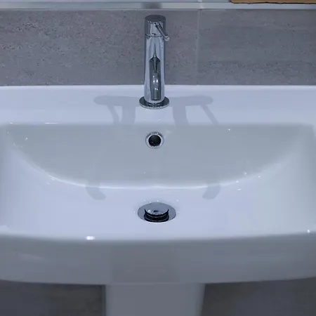 Apartmán Comfortable 1br Penthouse In Old Trafford