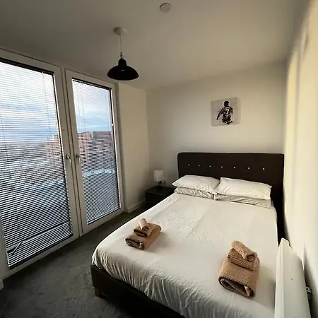 Old Trafford Penthouse Duplex - Steps From Mufc شقة *