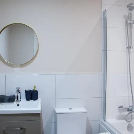 Modern 2bd In Lägenhet *