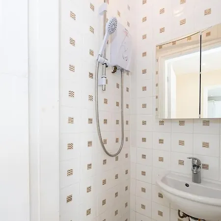 Cosy Retreats Central, Netflix, Free Parking Apartment *