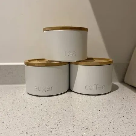 Modern Trafford 1br Apartment-free Parking-cinema 公寓