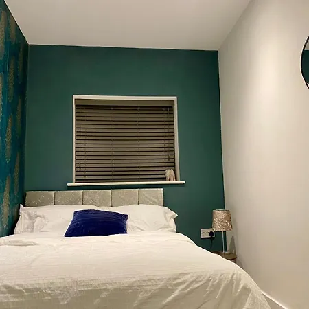 6 * Manchester