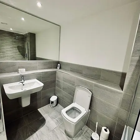 公寓 Conveniently Located One Bed In Old Trafford