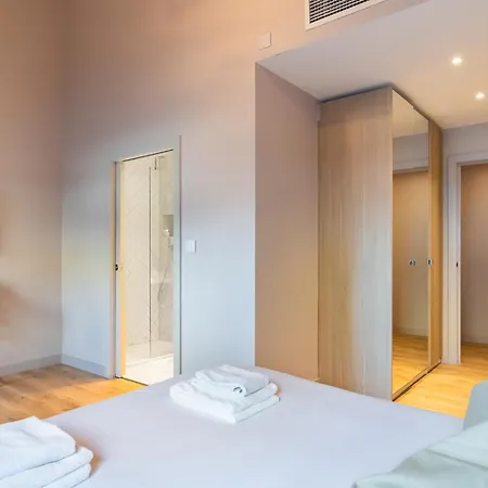 Apartmán Spacious Loft Style 3 Bed