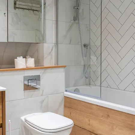 Spacious Loft Style 3 Bed Apartmán *