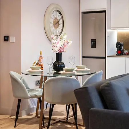 Appartement Spacious Loft Style 3 Bed