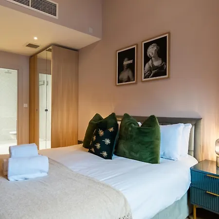 Apartmán Spacious Loft Style 3 Bed