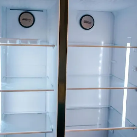 Incredible 3bed Townhouse, Rooftop Patio, Sleeps 6