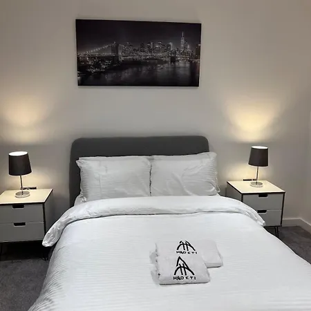 Hadeti Luxury Homes *