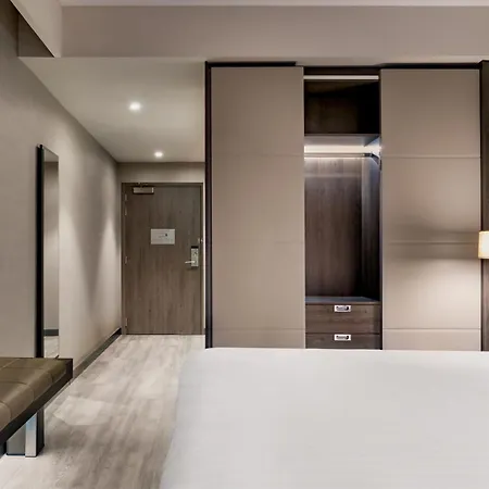 호텔 Ac By Marriott Centre 4*