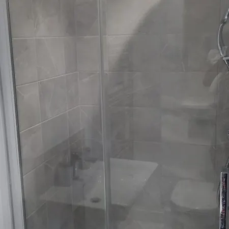 Lush King Ensuite In A Shared Manchester