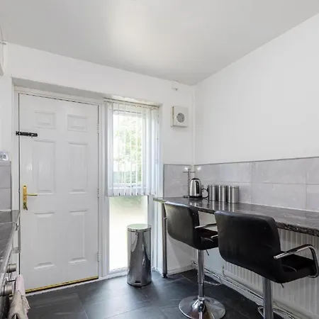 Nyaraló Townhouse In Old Trafford Manchester