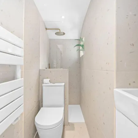 Large & Stylish Townhouse King Beds&free Parking * Manchester