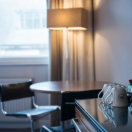 The Townhouse Hotel