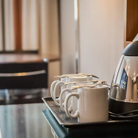 The Townhouse Hotel