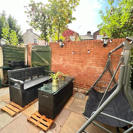 Pansiyon King Tv-bed En-suite Mediacity, Mufc, Salford *
