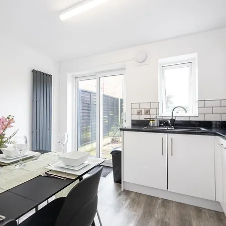 Tatil Evi Luxury House By Etihad And Coop Arena *