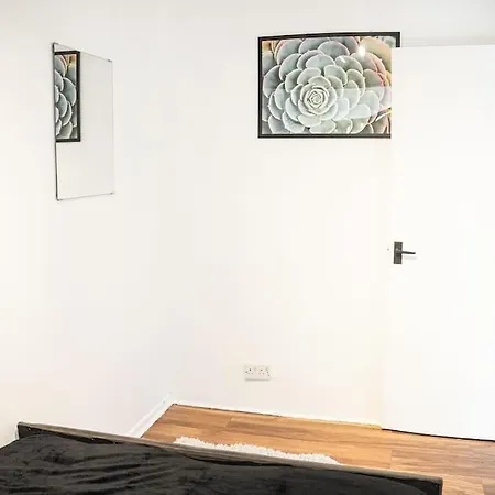Mvps Snug Urban Hideaway Holiday home