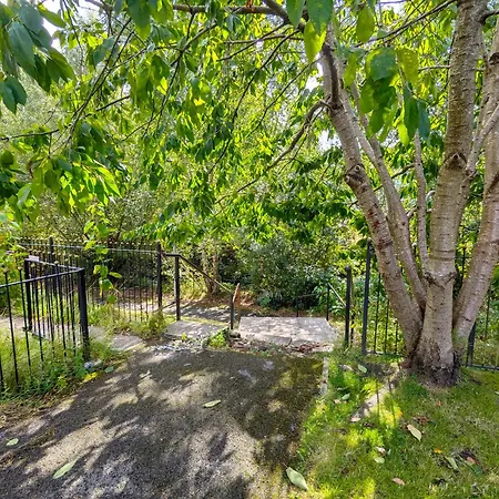 Spacious 4 Bed Riverside Mánchester