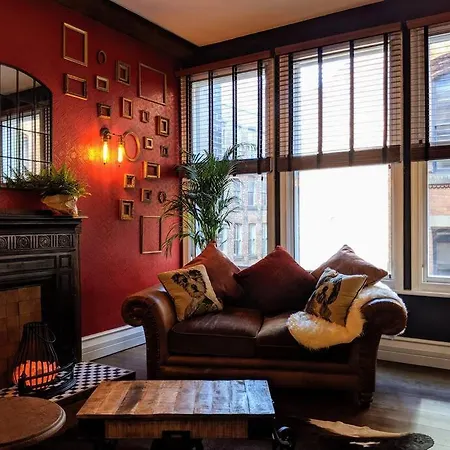 Boutique Centre Flat By Superhost