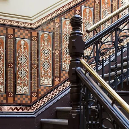 Dom wakacyjny Boutique Centre Flat By Superhost