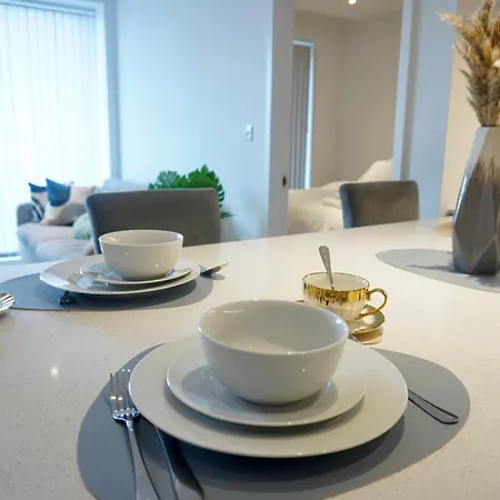 Modern Cosy Two Bedroom Apartamento