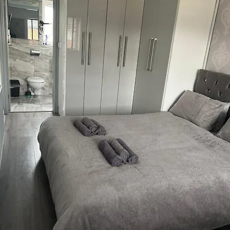 The Grey Mansion Kwatera prywatna *