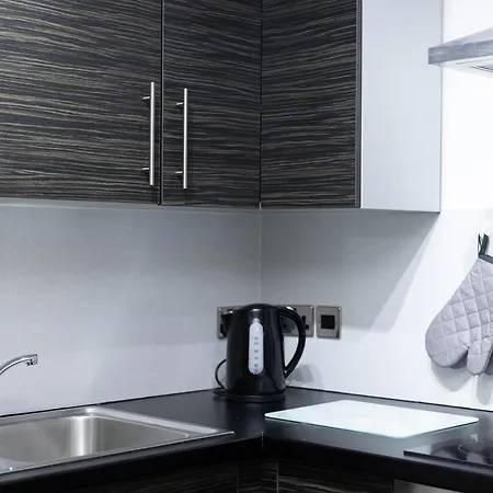 1 Bedroom In Chorlton Manchester