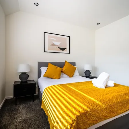 Сasa de vacaciones Modern 3 Bed Home, Near Etihad Stadium Mánchester