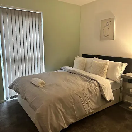 Luxury 2br Near Town And Etihad Stadium Манчестер