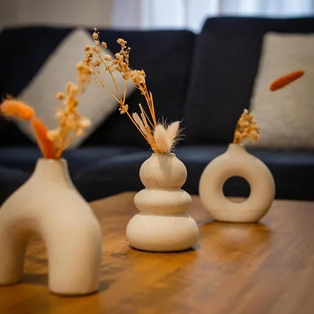 Апартаменты Luxury 2br Near Town And Etihad Stadium