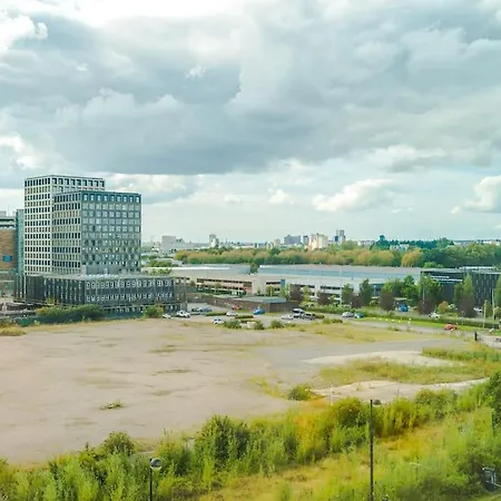 Апартаменты Media 2bed Apartment, Amazing Views, Smart Tv, Perfect For Contractors, Professionals, Families And Leisure