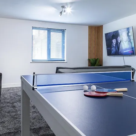 アパート Spacious Ground Floor Near Old Trafford Stadium マンチェスター