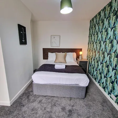 Sleeps 16 Etihad Coop Live By Superhost Сasa de vacaciones Mánchester
