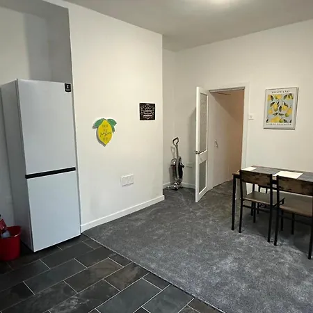 Cosy House Near Etihad And Coop Live Holiday home Manchester
